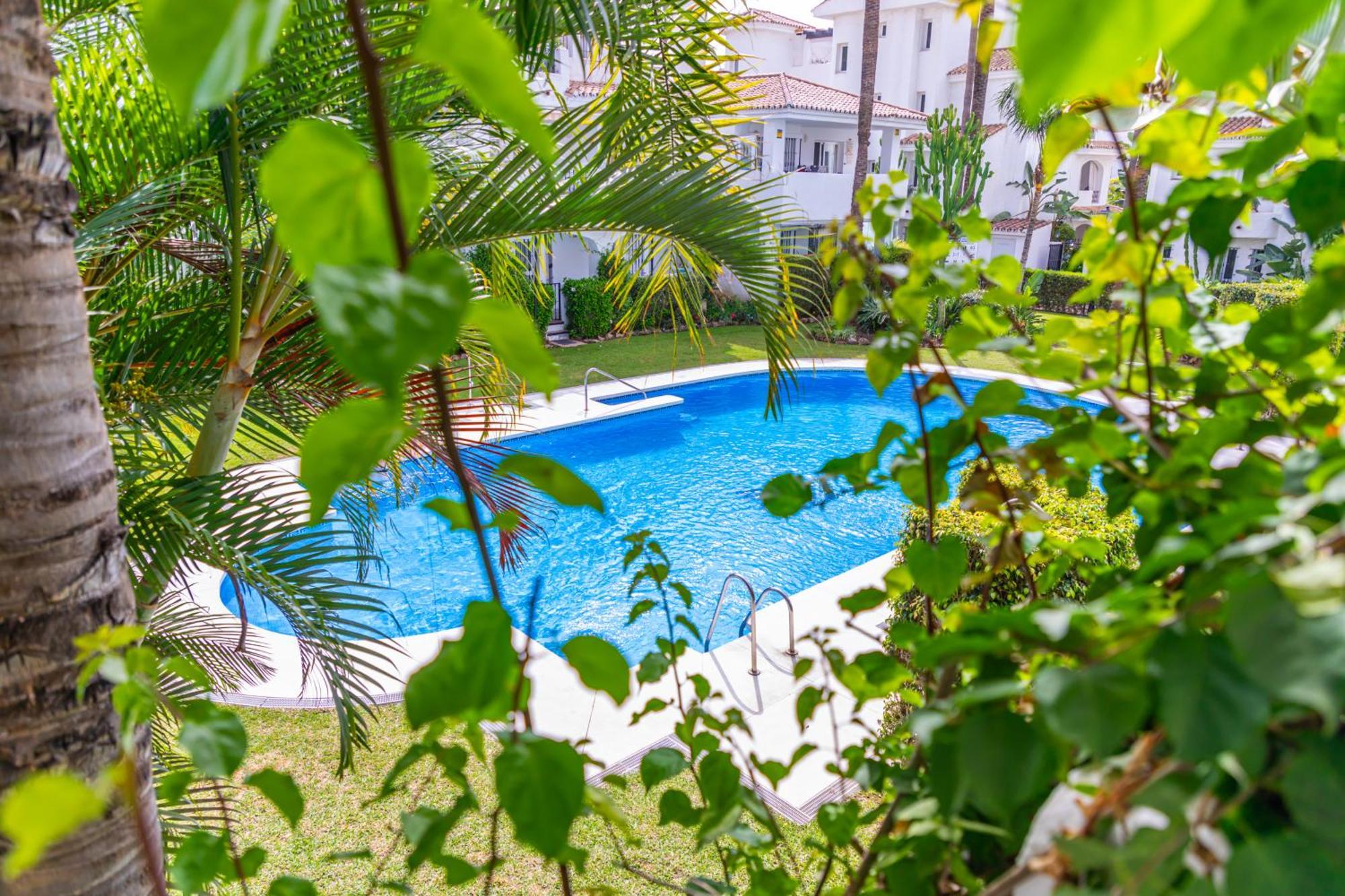 Ab Properties - Design Penthouse Marbella - Puerto Banus - Golden Mile - Pool And Tropical Garden View Eksteriør bilde